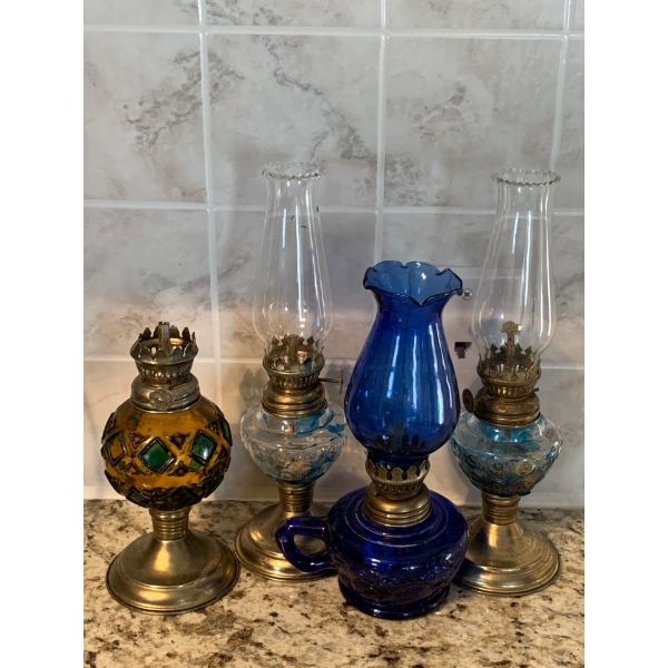 Antique Oil Lanterns 8T