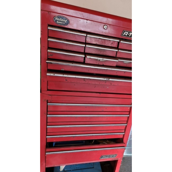 Holland Mark A-T Tools Rolling Garage Tool Chest 26 W, 18 D, 60 T, Contents Included, No Key 