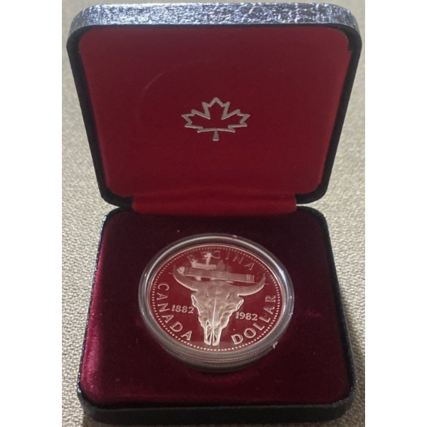 1982 Canadian Silver Dollar 100 year Anniversary of the Founding of Regina 50% Silver 23.3 Grams