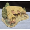 Image 6 : Hand Carving 'Tythe Barn' Miniature  By David Winter 