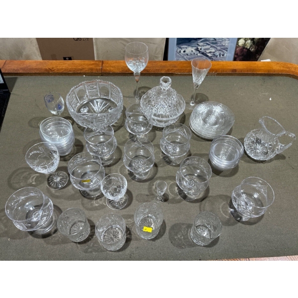 Set of Crystalware and Glassware 