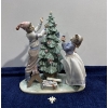 Image 1 : LLADRO "Trimming the Tree" 11.5Wx12T (with original box)