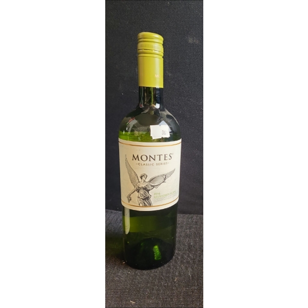 2016 Montes Classic Series Sauvignon Blanc