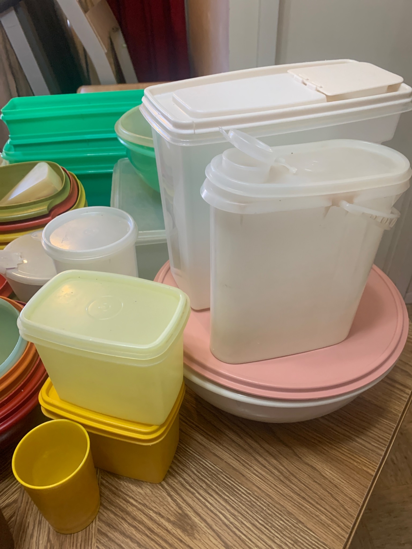 Extensive Vintage Tupperware Plastic Food Storage Containers Varied ...