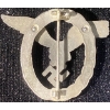 Image 7 : German Nazi Luftwaffe Pilot & Kriegsmarine Badges 