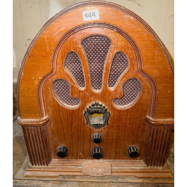 Antique 1909 Radio