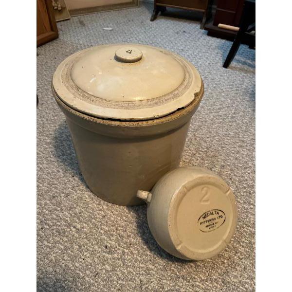  Medelta crock size 4 and small Medelta bowl made in Alberta in Medicine Hat