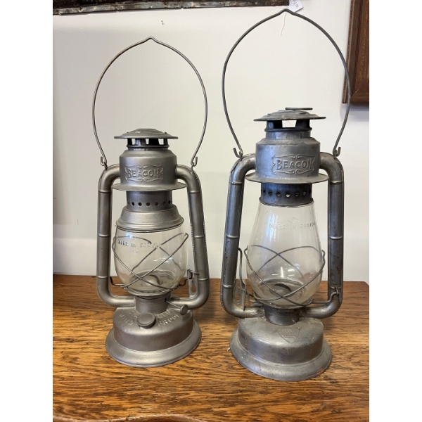 2x Vintage GSW Beacon barn lanterns dating from the 1920s to the 1940s  were manufacture in Canada