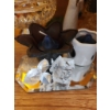Image 8 : Decorative Ceramics, Glassware, and Figurines