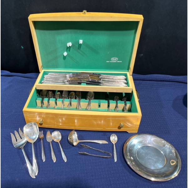 Silver Plated Cutlery Set in Felt Lined Box 