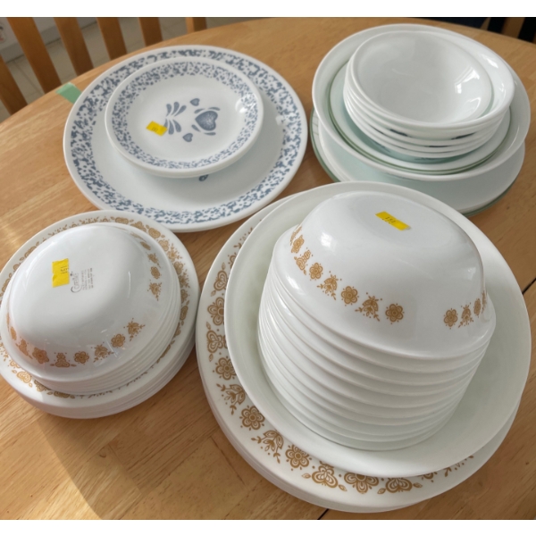 Partial White Set Of Dishes Corelle Brand  