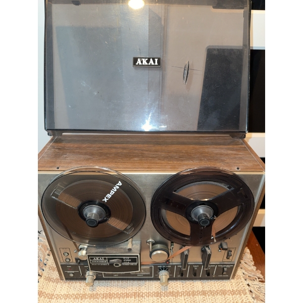 Akai 4000DS Reel-to-Reel Tape Deck With Tapes