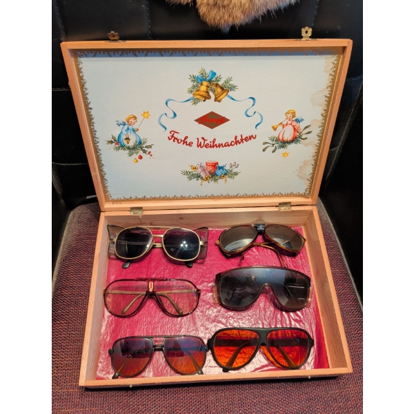 6 Pairs Of Vintage Aviator Style Glasses w/ Wood Case Marked 'Frohe Weihnachten'
