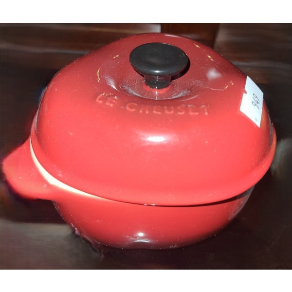 Le Creuset Cherry/ Cerise Mini Cocotte 4 W with Lid, 3 T with Lid