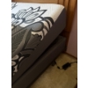 Image 6 : Mechanical Queen Bed w/ Frame, Zedbed, w/ Remote and Bedding