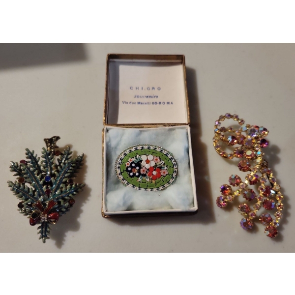Vintage Mid Century Broach Collection - Rhinestones & Mosaic Florals 2.5T