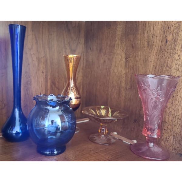 Colorful Glassware Collection of Vases Featuring Fenton Art Glass Dusty Rose Daffodil Vase 