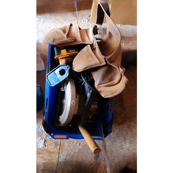 Tools Includes Skilsaw Model 5150, Toolcase (Missing Tools), Toolbelt and More!