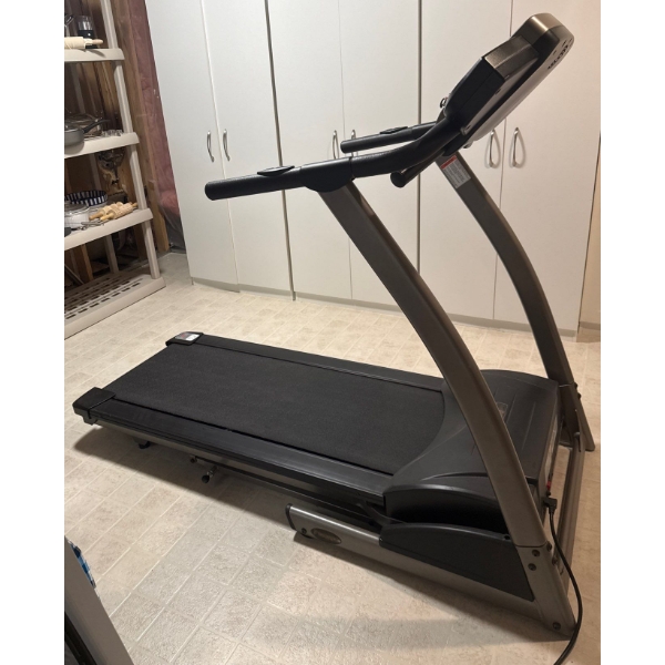 Sears Free Spirit Treadmill - Excersive Equipment 28x55