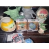Image 3 : Yoda Snow Globe and Other Items, R2-D2 Figures