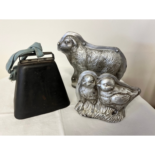 Cowbell with Sheep / Chick Resin Antique Inspired plastic Tabletop Figurine

