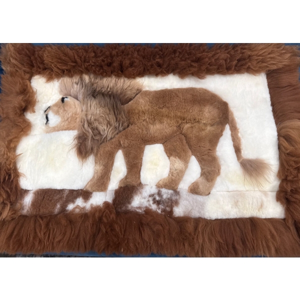 Llama Fur & Alpaca Wool Decorative Rug - Lion w/ Brown Border 28"L