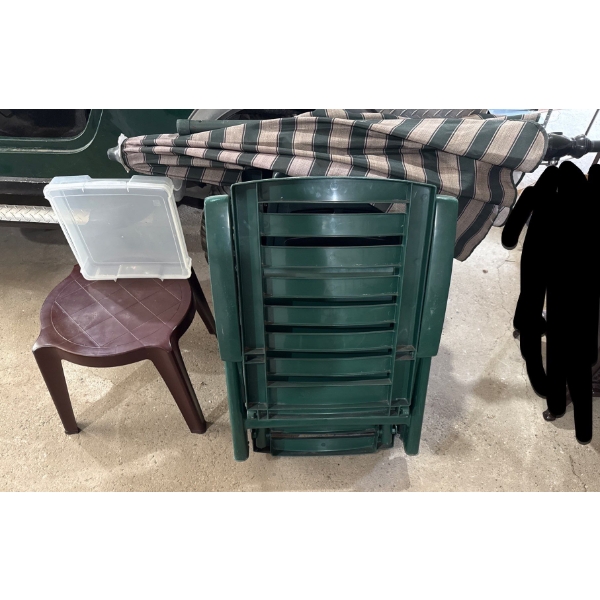 Outdoor Chairs, Outdoor Umbrella 