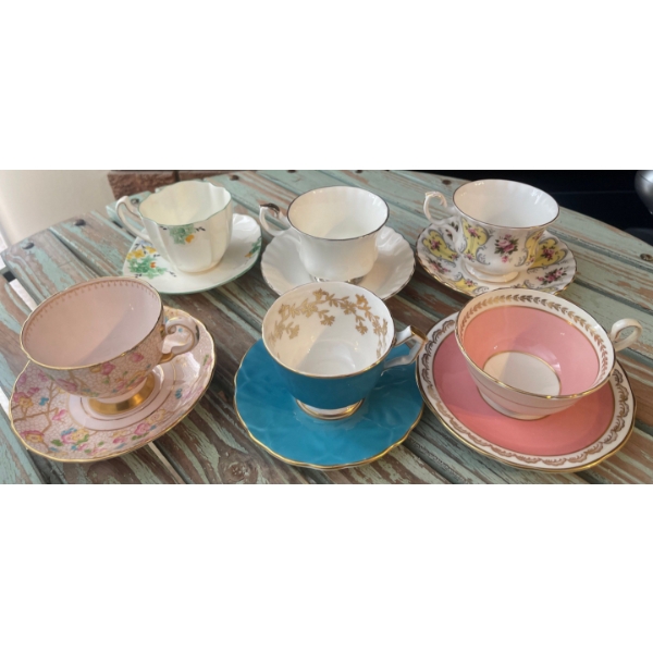 Six Collectible Tea Cups & Saucers  Royal Albert & Aynsley, Brands