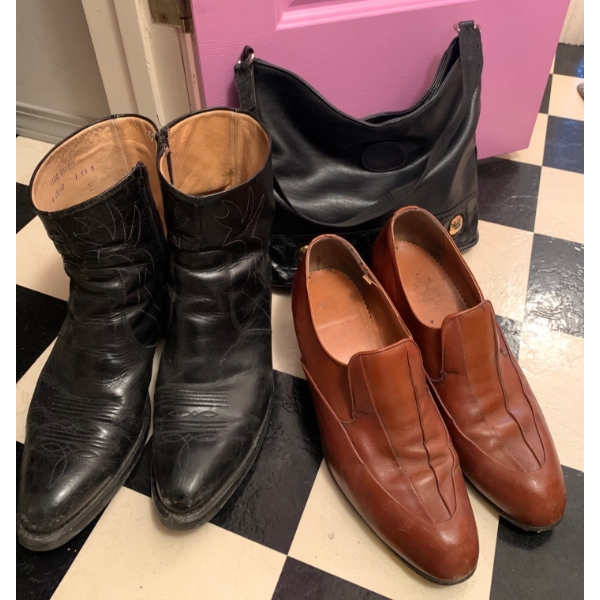 Vintage Ladies Genuine Leather Fashion Accessories Size 40		Collectibles	