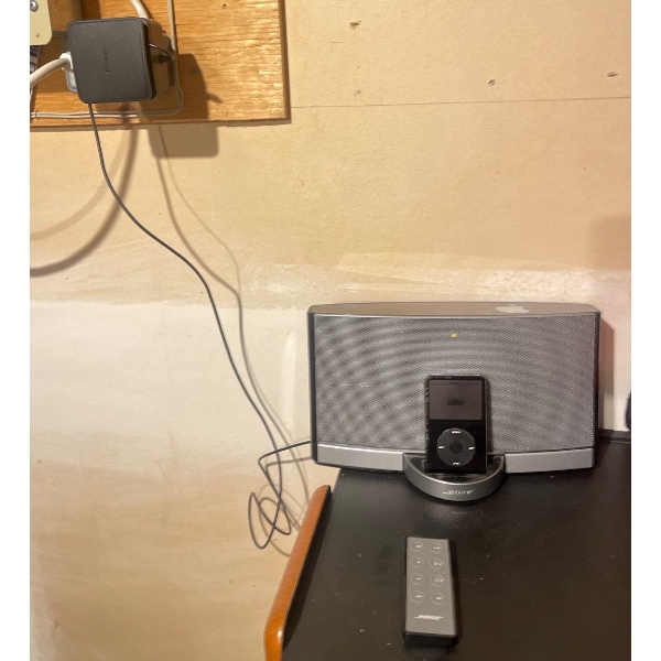 Bose Docking Station w/ Ipod