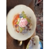 Image 5 : -2 stunning Aynsley bone China made an occupied Japan Cabbage Rose teacup (the interior is visible).