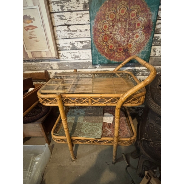 Vintage Boho Chic Bamboo & rattan Bar Cart with Glass top in nice condition 