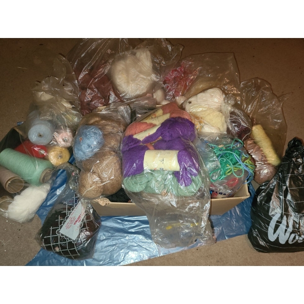 Weaving Yarn, Assorted Colors