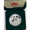 Image 2 : 2002 Canadian Golden Jubilee Silver Dollar 25.175g 92.5% Silver 