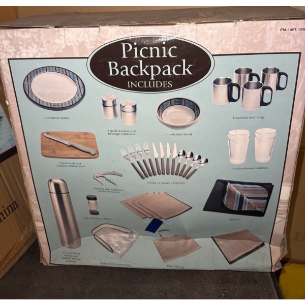 Picnic Backpack New in Box 