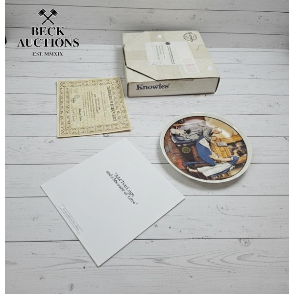 17 Decorative Collector Plates , License , With Orginal Box ,