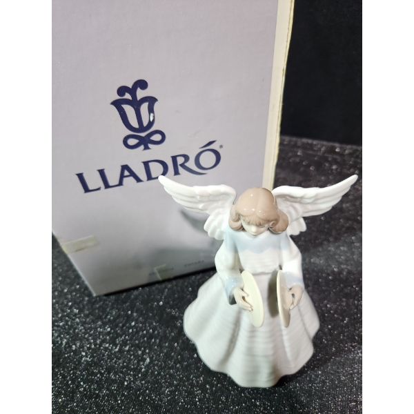 Lladro Figurine "Angelic Cymbalist" 4.5 W, 7 T w/ Box 