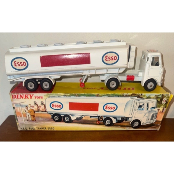 Vintage DINKY Toys No.945 A.E.C. Fuel Tanker ft/ ESSO Branding In Original Box 11"Long