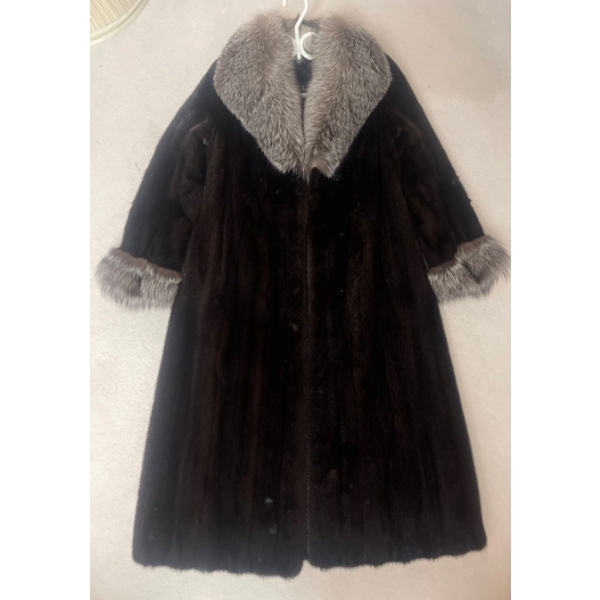 Ingrid Klahn's Unknown Fur Jacket Real Fur Coat