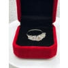 Image 2 : 3.6ct Round Moissanite Set with 5 Moissanite Stones Set in 925 Silver Ring - Size 7.5