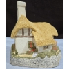 Image 4 : David Winters Cottages Collectors Guild 'The Black Bess Inn' No. 3, By David Winter 