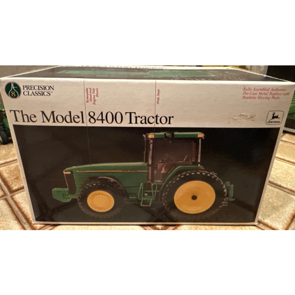 Precision Classics The Model 8400 Tractor John Deere Die-Cast Tractor