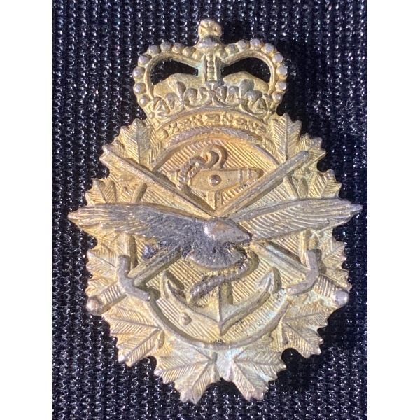 Canadian Armed Forces Tri-Service Cap Badge