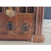 Image 8 : Cathedral Style AM/FM Radio with Raycon Over-Ear Headphones in Carrying Case