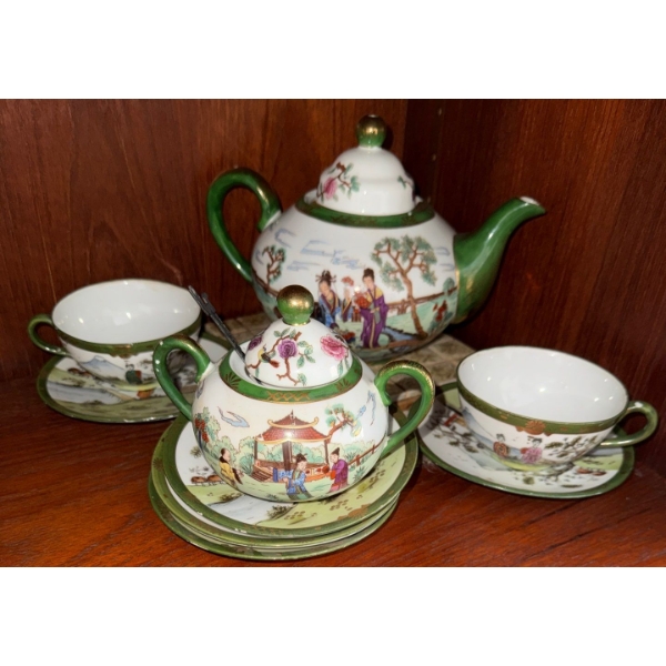 1940's Japanese Porcelain Tea Set w/ Hand Painted Landscape With Geisha & Gold Highlights