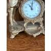 Image 6 : Antique New Haven Cherub Mantle Clock w/ Diamond Shaped Religious Art 3.5T