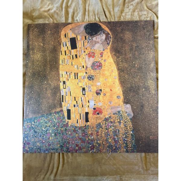Gustav Klimts famous  THE KISS reproduction painting 