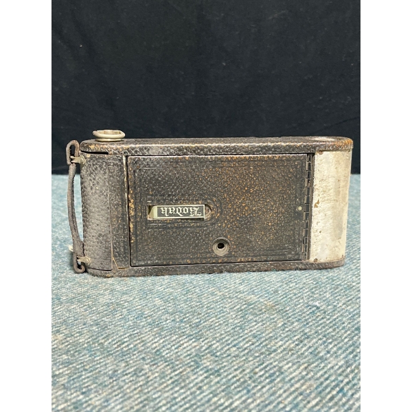 Kodak No. 2 Folding Pocket Brownie camera