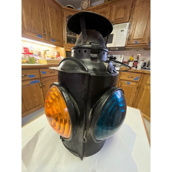 Fantastic Antique Canadian National Railway (CNR) switch lamp, manufactured by the Hiram L. Piper Co