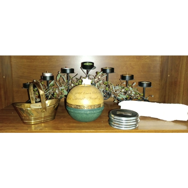 Beautiful Large Multiple Tealight Candle Decor w/ Coral Chunk from the Ocean, Coasters, Brass Basket